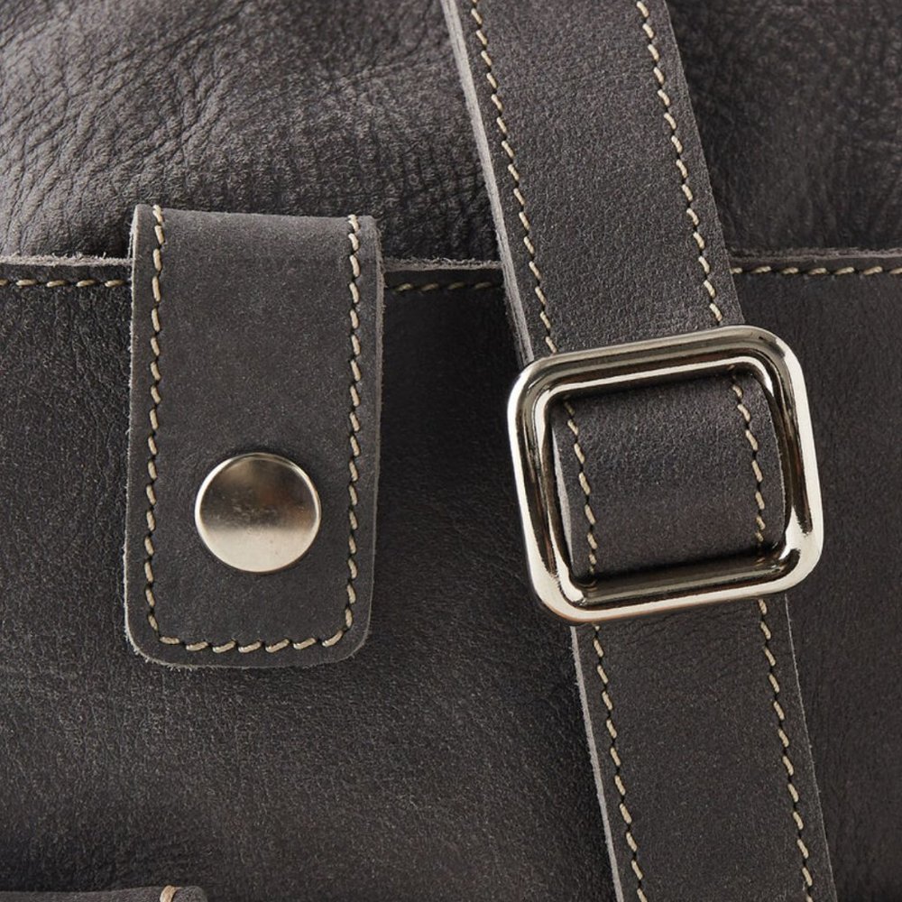 Roots Leather Charcoal Canadian Villager Tribe Crossbody Bag - Picture 5 of 16